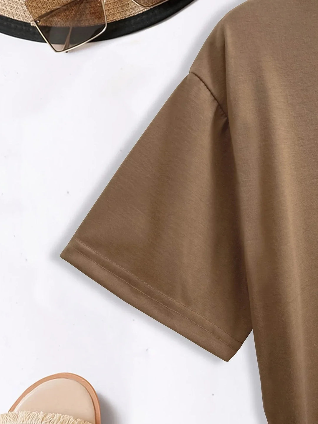Larson - T-shirt casual à manches courtes avec motif en forme de cœur