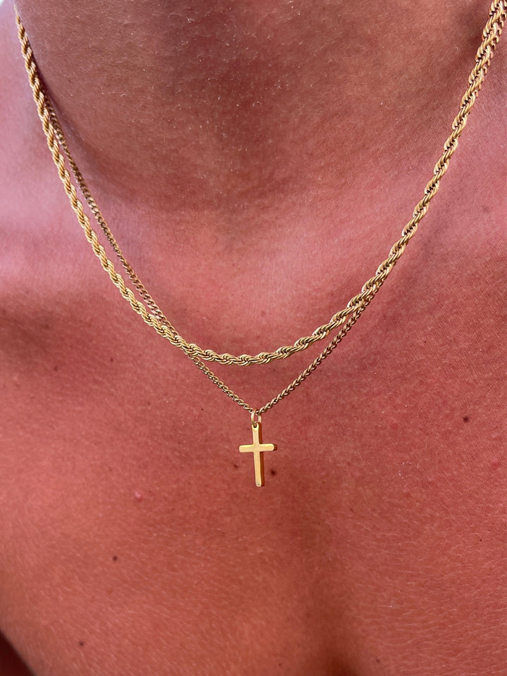 Chaîne Croix en Or 18K