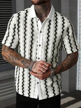 Chemise à rayures texturées à manches courtes avec col cubain
