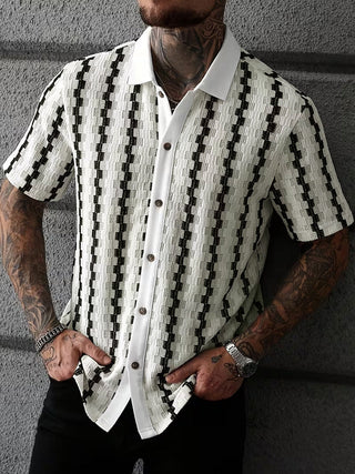 Chemise à rayures texturées à manches courtes avec col cubain